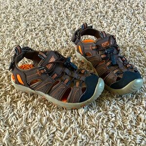 Boys Khombu size 11